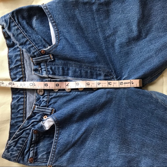 Petite Highwaisted Levi’s 501 Jeans - Picture 6 of 6